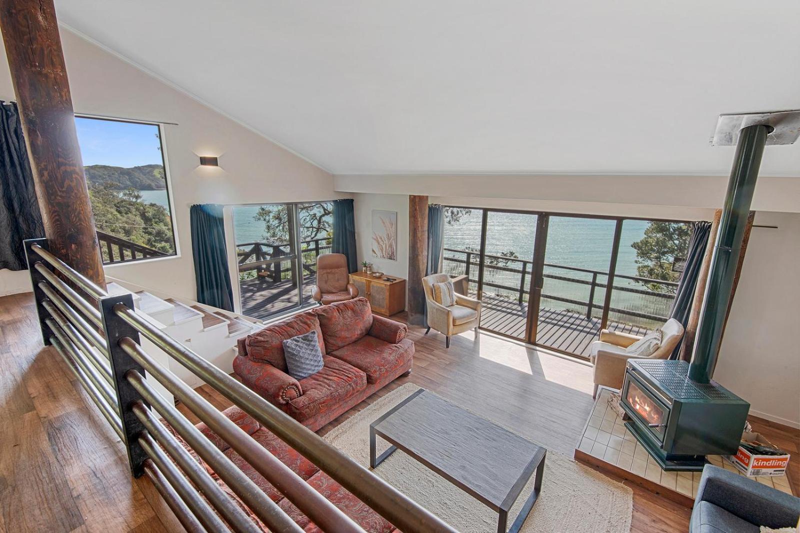 Bayview Beauty - Helena Bay Holiday Home Lyttelton Bagian luar foto