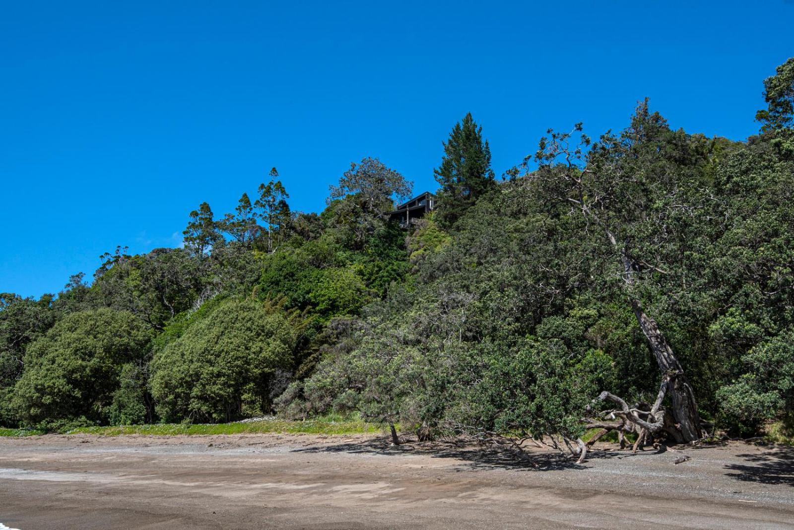 Bayview Beauty - Helena Bay Holiday Home Lyttelton Bagian luar foto