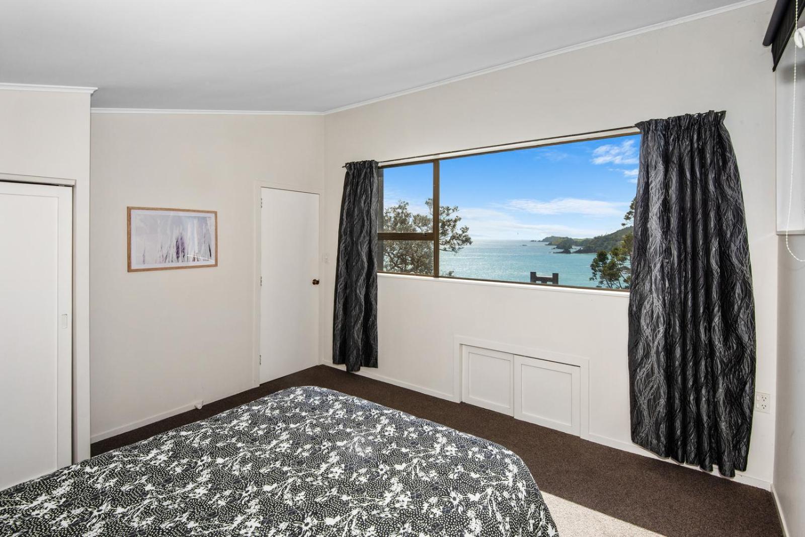 Bayview Beauty - Helena Bay Holiday Home Lyttelton Bagian luar foto